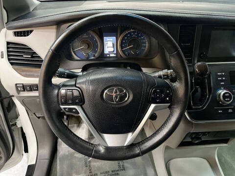 2017 Toyota Sienna