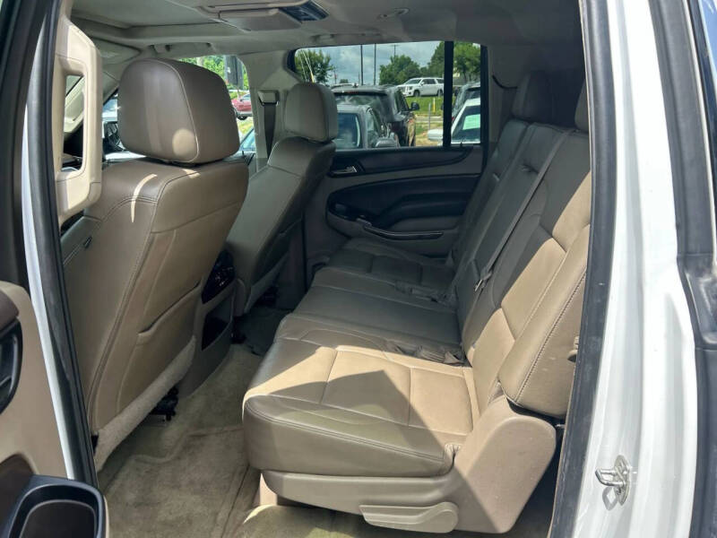 2016 Chevrolet Suburban LT