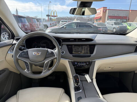 2018 Cadillac XT5 Luxury