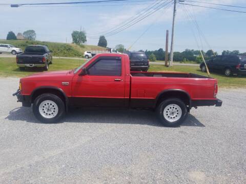 1989 Chevrolet S-10 for sale at CAR-MART AUTO SALES in Maryville TN