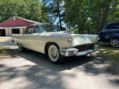 1957 Ford Thunderbird