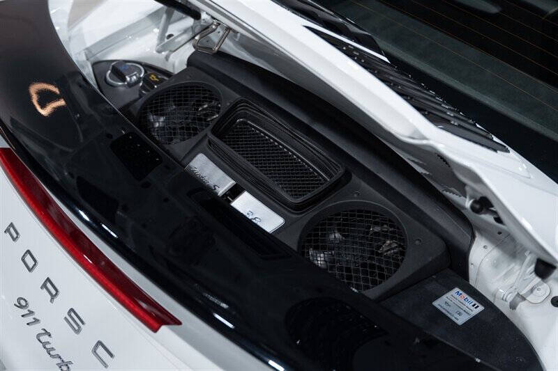 2018 Porsche 911 Turbo S