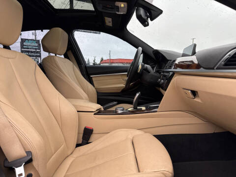 2017 BMW 3 Series 330e iPerformance