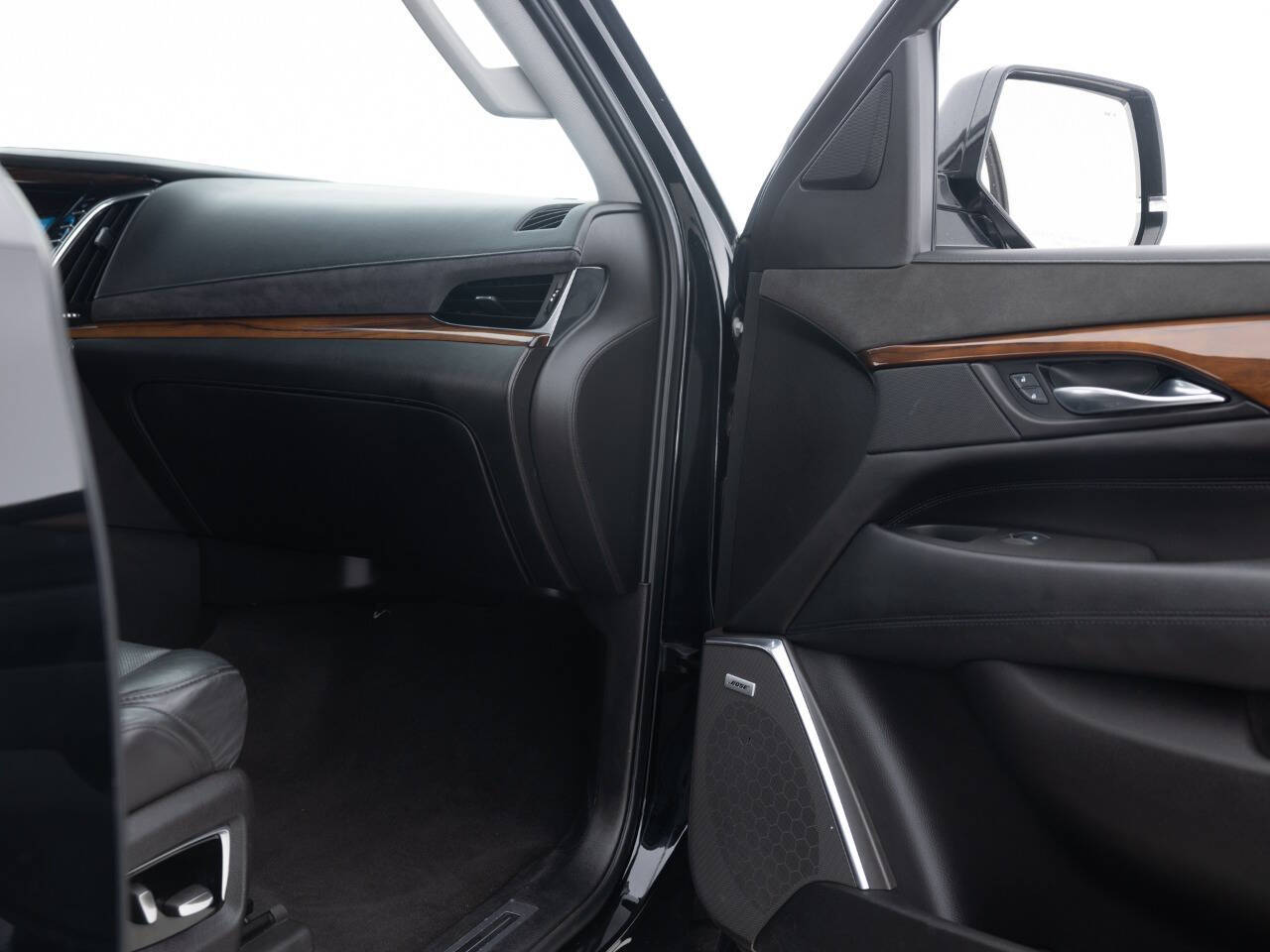 Used Car 2017 Cadillac Escalade  Premium Luxury 4x4 4dr Suv For Sale Under $30,000 In Coal City, Illinois