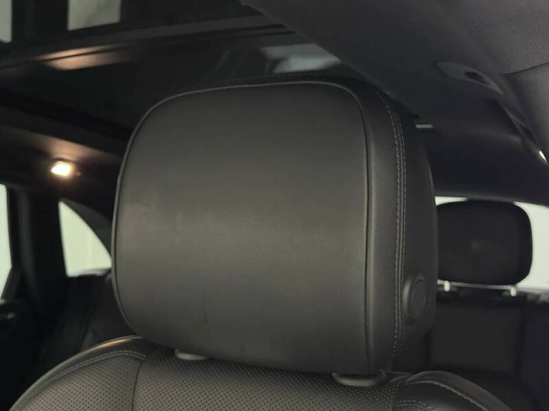 2022 Porsche Macan S