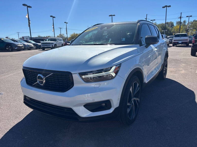 2019 Volvo XC40 T5 R-Design