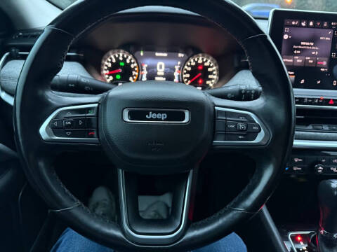 2022 Jeep Compass Latitude Lux