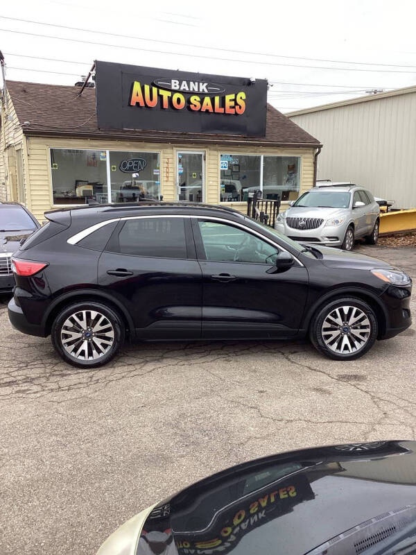 2020 Ford Escape SEL