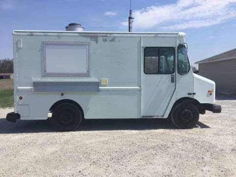 2002 Freightliner MT45 Chassis