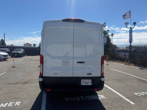 2023 Ford Transit