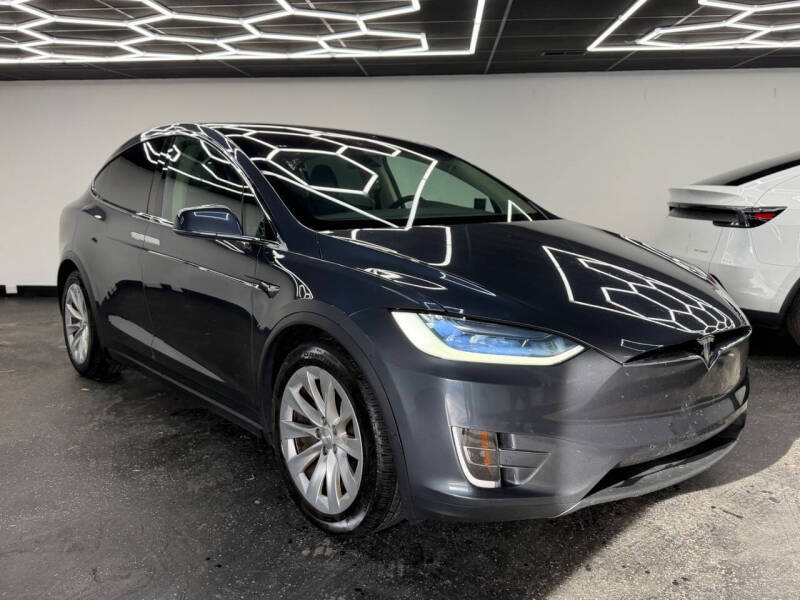 2017 Tesla Model X 90D