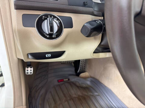 2010 Mercedes-Benz C-Class