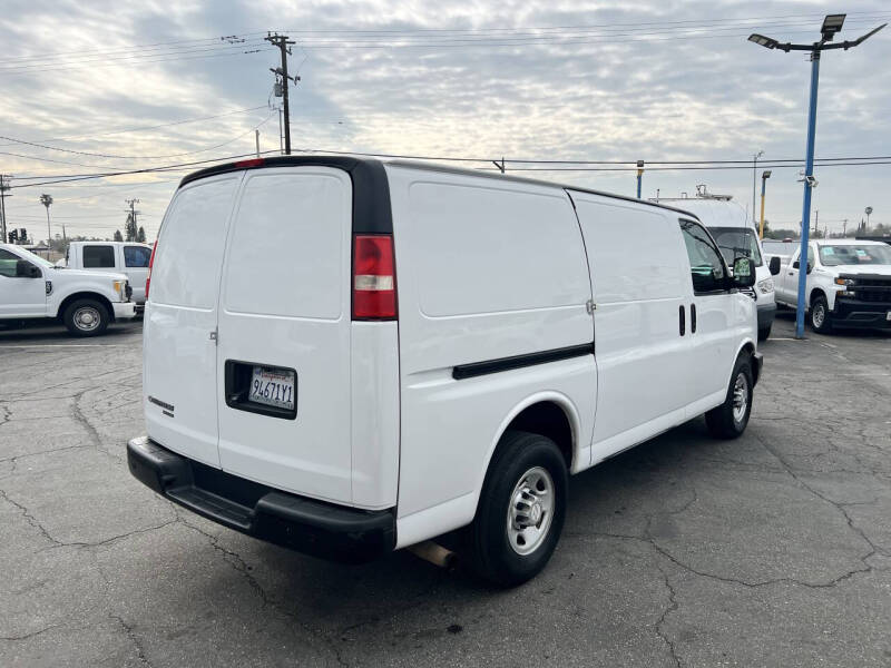 2016 Chevrolet Express 2500