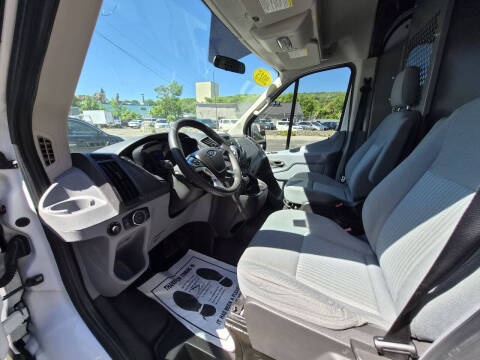 2015 Ford Transit 150