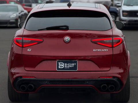 2018 Alfa Romeo Stelvio Quadrifoglio