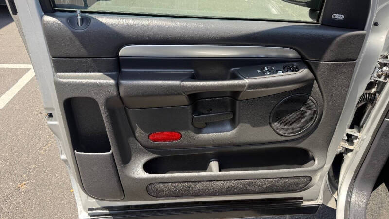2004 Dodge Ram 1500 SRT-10