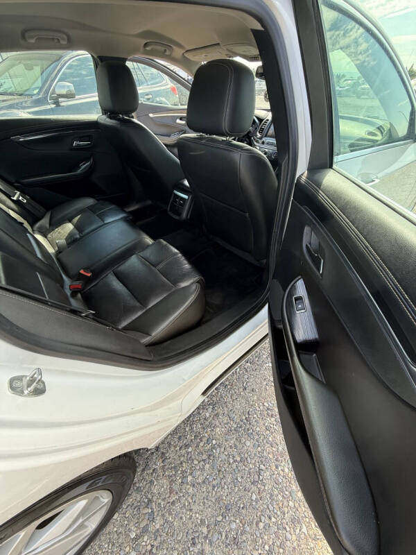 2017 Chevrolet Impala LT
