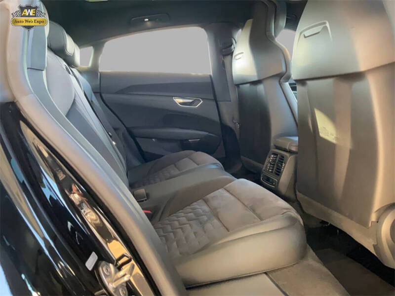 2022 Audi e-tron GT quattro Prestige