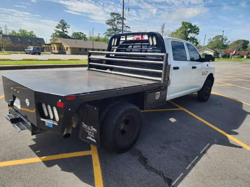 2018 RAM Ram 3500 Pickup Tradesman photo 4