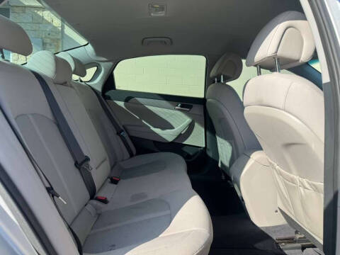 2017 Hyundai Sonata SE