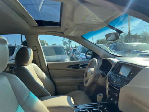 2015 Nissan Pathfinder Platinum