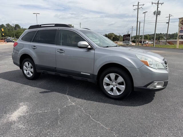 2010 Subaru Outback 2.5i Premium