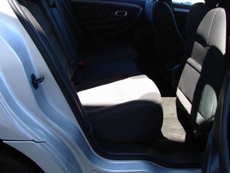 2018 Ford Taurus SEL