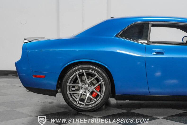 2009 Dodge Challenger SRT8