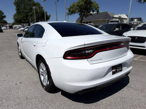2019 Dodge Charger SXT