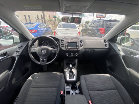 2017 Volkswagen Tiguan 2.0T Limited S