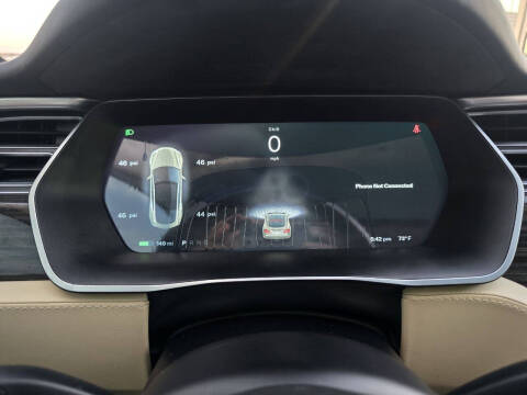 2016 Tesla Model S 70