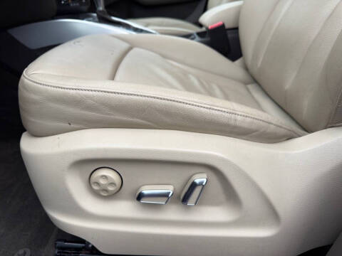 2013 Audi Q5 2.0T quattro Premium Plus