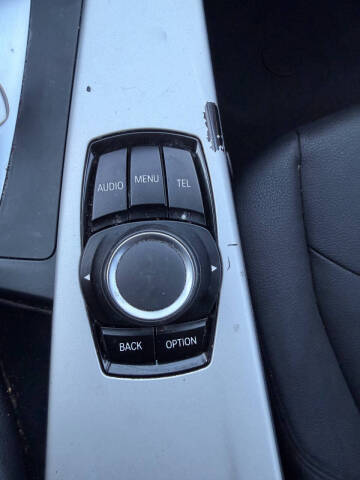 2017 BMW 3 Series 320i