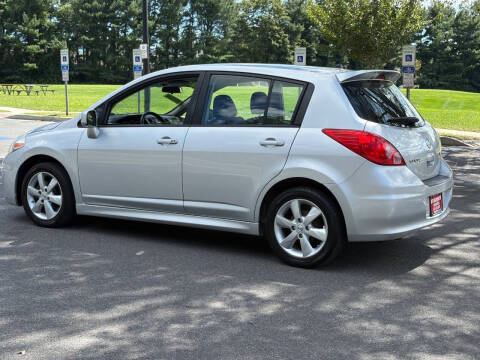 2010 Nissan Versa 1.8 SL