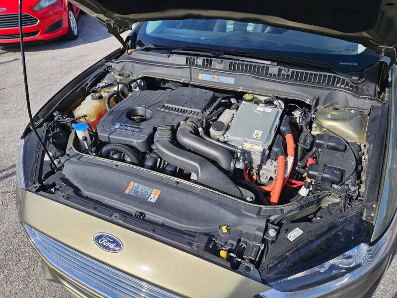 2013 Ford Fusion Hybrid SE