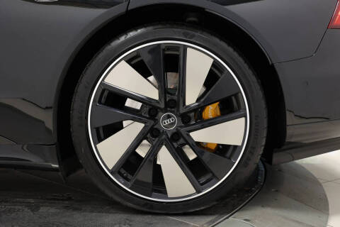 2022 Audi RS e-tron GT quattro