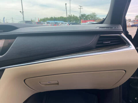 2017 Cadillac XT5