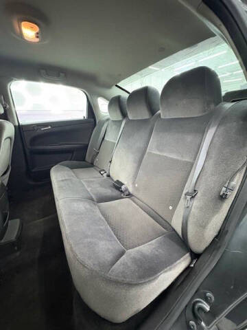 2011 Chevrolet Impala LS