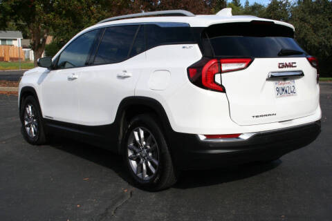 2023 GMC Terrain SLT
