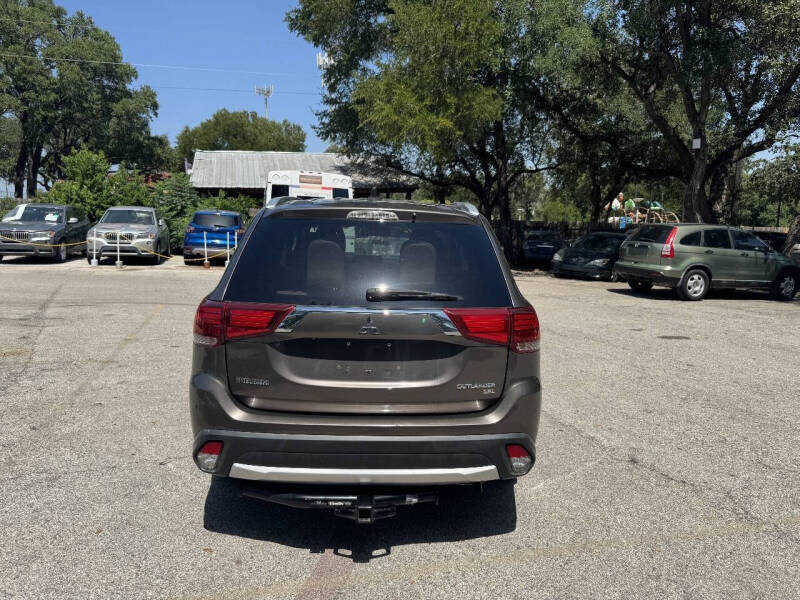 2017 Mitsubishi Outlander SEL