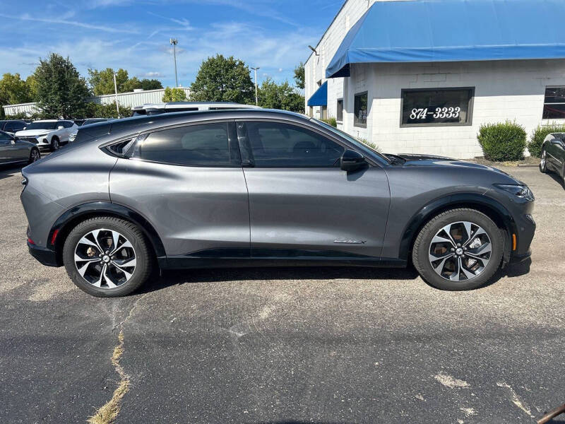2021 Ford Mustang Mach-E Premium