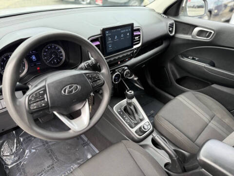 2020 Hyundai Venue SEL