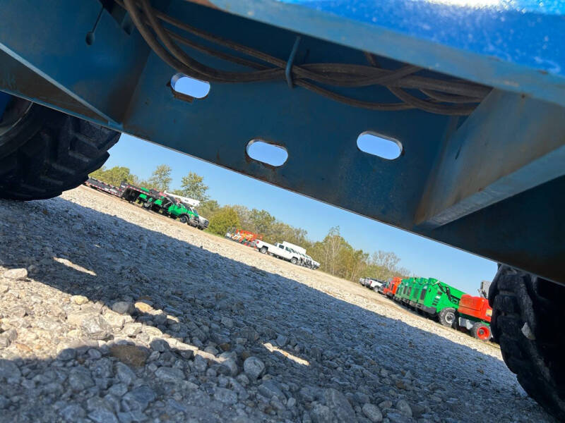 2015 Genie S-85 Boom / Manlift