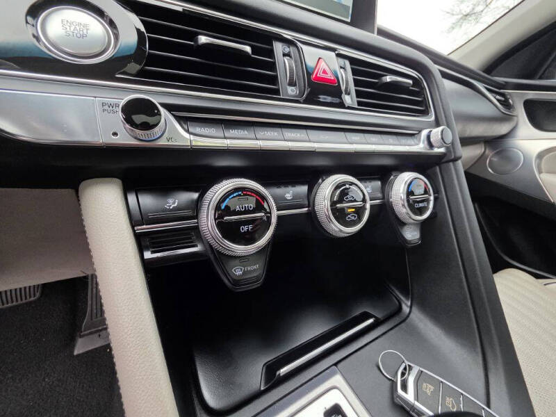 2021 Genesis G70