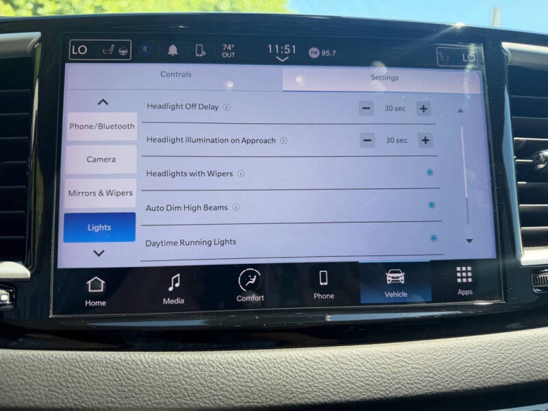 2024 Chrysler Pacifica Touring L