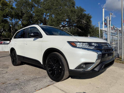 2020 Mitsubishi Outlander LE