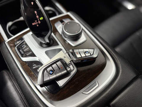 2022 BMW 7 Series 740i