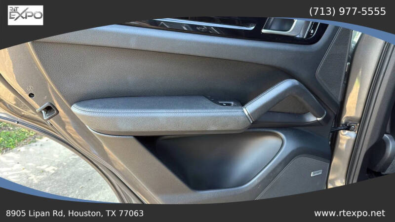 2019 Porsche Cayenne S