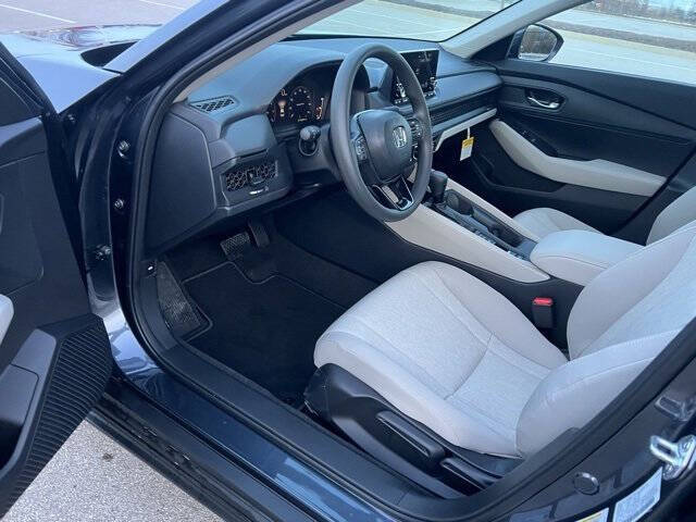 2025 Honda Accord LX