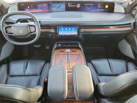 2025 Lincoln Navigator L Black Label